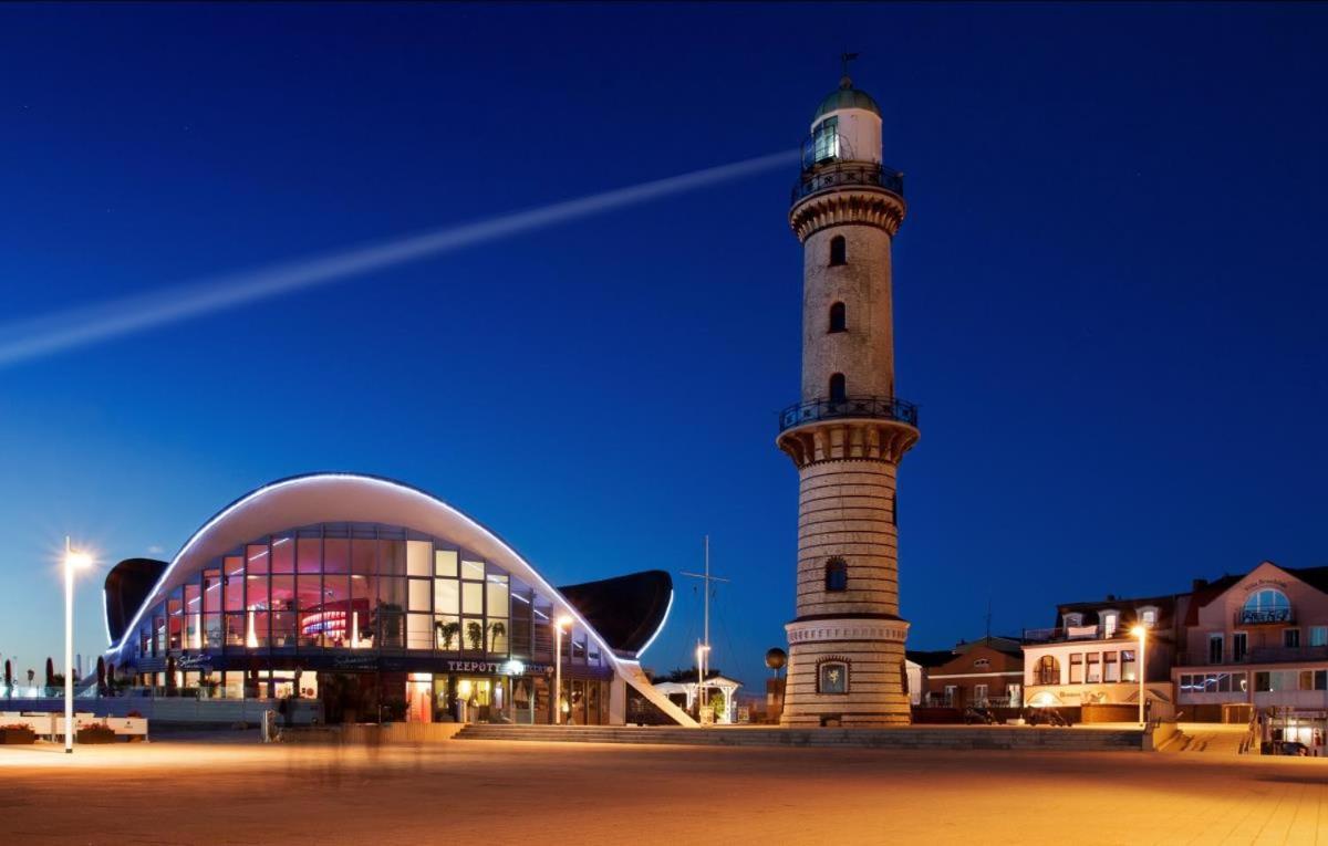 Doppelzimmer Humidor, Direkt Am Alten Strom Rostock Exterior photo