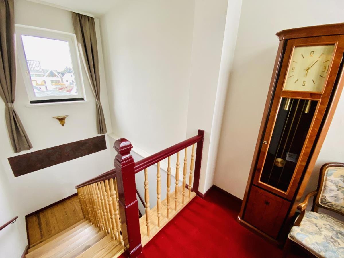 Doppelzimmer Humidor, Direkt Am Alten Strom Rostock Exterior photo